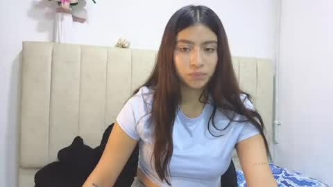 Snapshot of adelein_foxxx chatting on 07/14/26, 02:05 adellein foxx online show from 07/14/26, 02:05