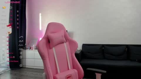 Adele online show from 12/16/24, 04:13