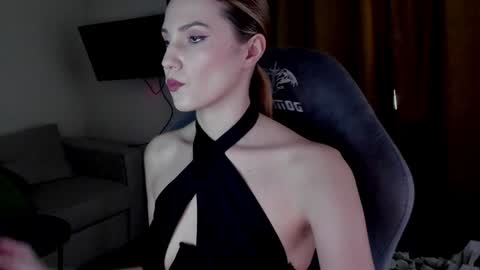 Snapshot of adeleshinem chatting on 12/10/24, 04:24 Adele Shine online show from 12/10/24, 04:24