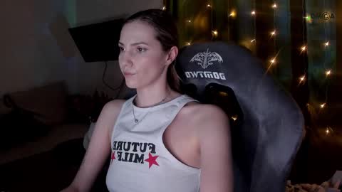 Snapshot of adeleshinem chatting on 01/17/25, 09:39 Adele Shine online show from 01/17/25, 09:39