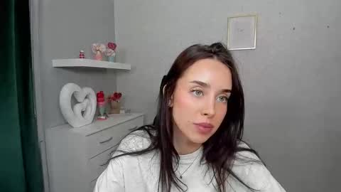 Adele online show from 04/13/26, 05:35