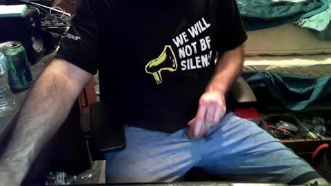 Snapshot of adelhi20 chatting on 05/19/26, 10:27 adelhi20 online show from 05/19/26, 10:27