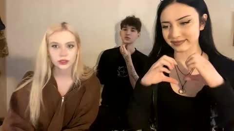 Snapshot of adelin_rr chatting on 05/01/26, 01:48 adelin online show from 05/01/26, 01:48