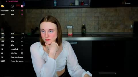 Snapshot of adelina_cowell chatting on 06/06/26, 02:11 Adelina online show from 06/06/26, 02:11