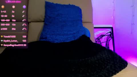 adelinaconte1 online show from 02/17/25, 10:03