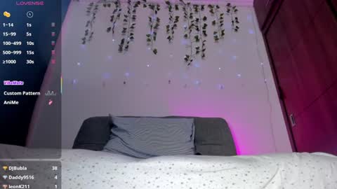 Snapshot of adelinaconte1 chatting on 06/12/26, 05:23 adelinaconte1 online show from 06/12/26, 05:23