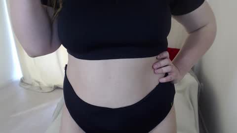 Snapshot of adelinalawson chatting on 03/05/25, 08:32 adelinalawson online show from 03/05/25, 08:32