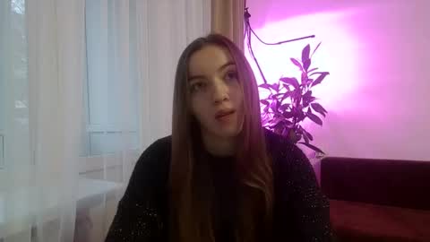 adeline online show from 12/01/25, 02:00