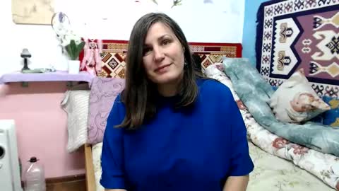 adelinemilf online show from 01/09/26, 07:22