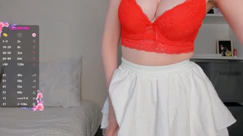 adelins_peach online show from 04/07/26, 10:48