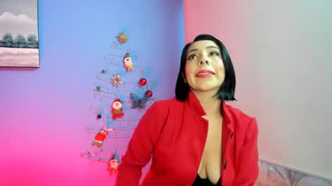 Snapshot of adellelennox_cg chatting on 12/28/24, 11:30 Adelle online show from 12/28/24, 11:30