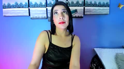 Snapshot of adellelennox_cg chatting on 02/10/25, 02:05 Adelle online show from 02/10/25, 02:05