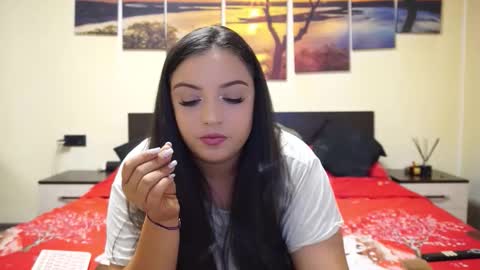 Adellineee online show from 09/09/25, 09:14