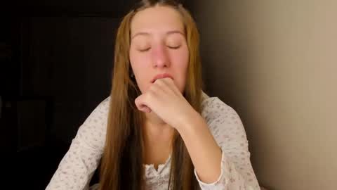 Adell online show from 04/22/26, 09:38