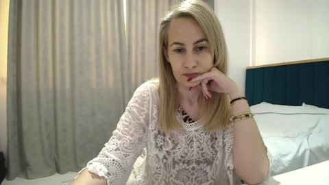 Snapshot of adellynrose chatting on 05/09/26, 06:02 Adellyn online show from 05/09/26, 06:02