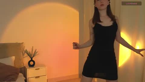 Snapshot of adencianey chatting on 06/14/26, 01:24 Selestia online show from 06/14/26, 01:24