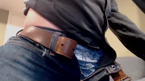 adequate_cock online show from 11/21/25, 09:35