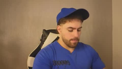 Ades online show from 11/12/25, 12:05