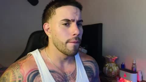 Ades online show from 04/11/26, 05:45