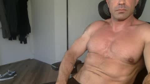 Snapshot of adf9181 chatting on 06/10/26, 03:44 adf9181 online show from 06/10/26, 03:44