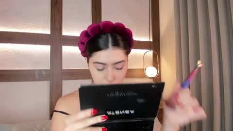 Snapshot of adhara_black01 chatting on 04/28/26, 12:32 Adhara online show from 04/28/26, 12:32