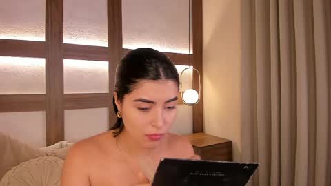 Snapshot of adhara_black01 chatting on 05/18/26, 01:50 Adhara online show from 05/18/26, 01:50