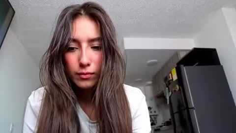 Snapshot of adhara_kitten chatting on 07/14/26, 02:56 Adhara online show from 07/14/26, 02:56