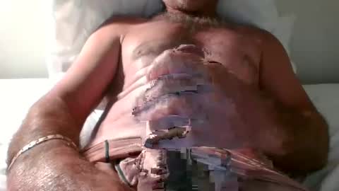 adjustable14 online show from 03/09/25, 01:56