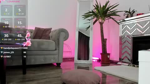 Adona online show from 03/10/25, 09:43