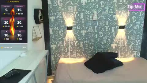 ADONIS online show from 11/05/25, 07:36