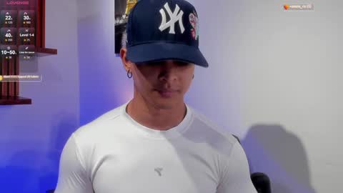 Snapshot of adonis_dlh chatting on 01/27/25, 01:05 Adonis online show from 01/27/25, 01:05