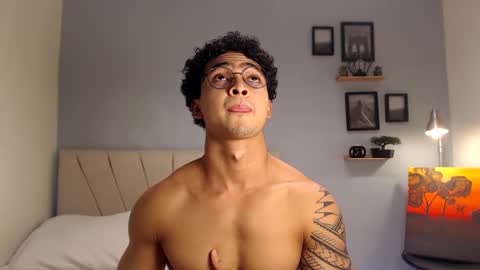 Snapshot of adonis_dlh chatting on 09/25/25, 03:54 Adonis online show from 09/25/25, 03:54