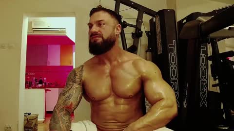 Adonis online show from 02/04/25, 10:24