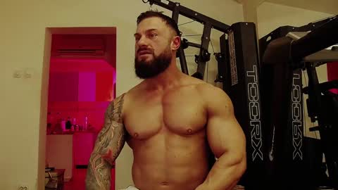 Adonis online show from 02/05/25, 02:40