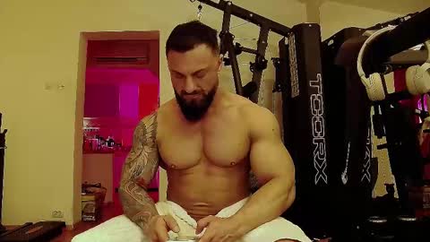 Adonis online show from 03/04/25, 07:22