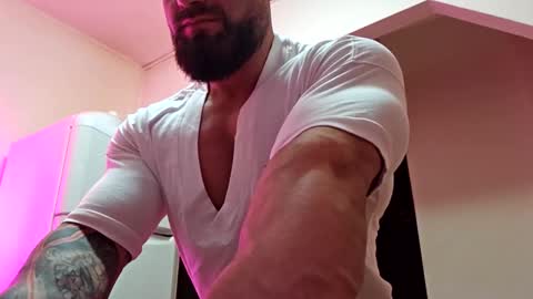 Adonis online show from 11/06/25, 10:49