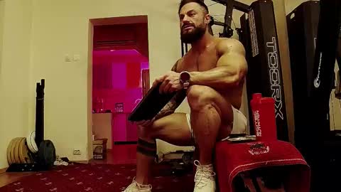 Adonis online show from 02/25/26, 06:39