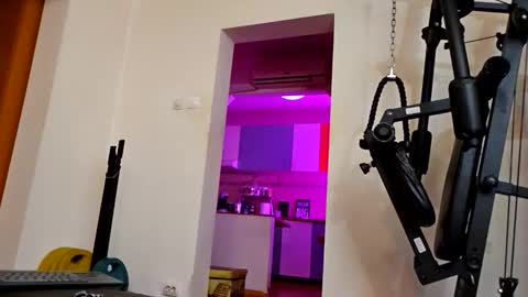 Adonis online show from 04/15/26, 07:58