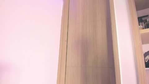 Adonis Knight  online show from 04/21/26, 02:51