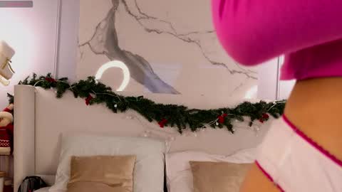 adoracortes online show from 01/12/26, 05:12