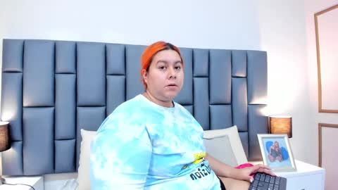 ANDREA PEREZ online show from 01/27/25, 11:32