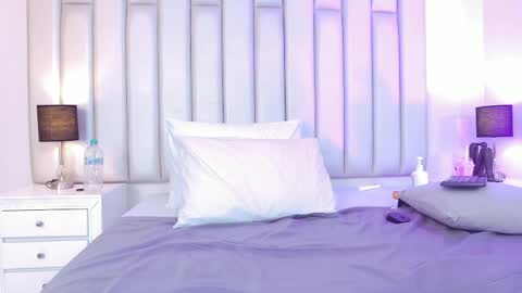 ANDREA PEREZ online show from 04/10/26, 11:42