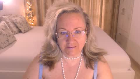 Snapshot of adrena_ chatting on 05/08/26, 11:26 Cryna online show from 05/08/26, 11:26