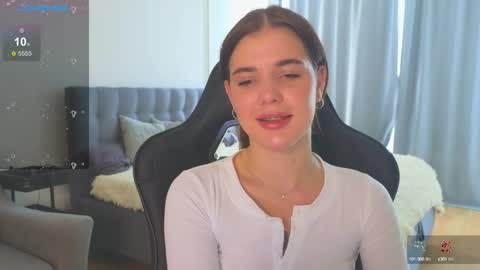 Adriana online show from 10/04/25, 12:14