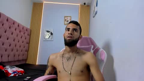 Snapshot of adri_sexboy229 chatting on 10/08/25, 02:09 adri_sexboy229 online show from 10/08/25, 02:09