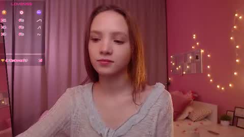 Snapshot of adria_arjona chatting on 06/13/26, 07:50 Eva online show from 06/13/26, 07:50