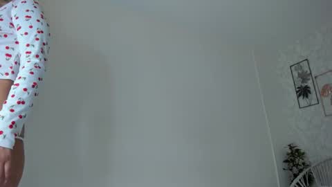 Adriana online show from 11/07/25, 12:16