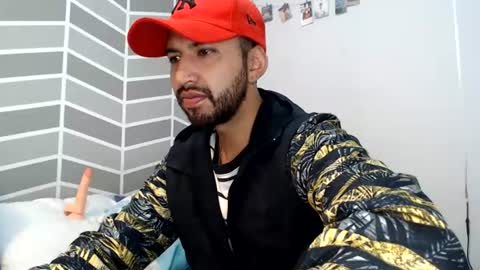 Snapshot of adrian_falcon chatting on 06/19/26, 11:41 Adrian Falcon online show from 06/19/26, 11:41