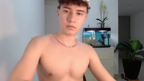 Snapshot of adrian_morelli chatting on 12/03/24, 02:47 adrian morelli online show from 12/03/24, 02:47