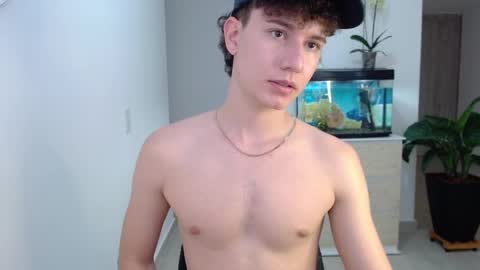 Snapshot of adrian_morelli chatting on 12/10/24, 10:37 adrian morelli online show from 12/10/24, 10:37
